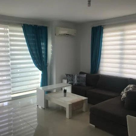 公寓 Fortuna Luxury Apartman In *